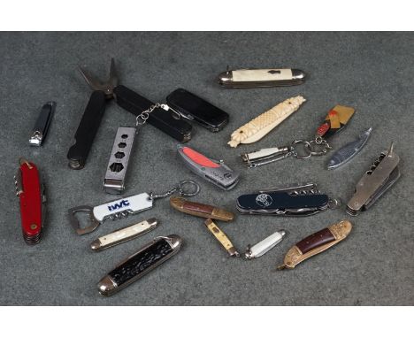 A collection of mainly modern pocket knives and multi tools. 