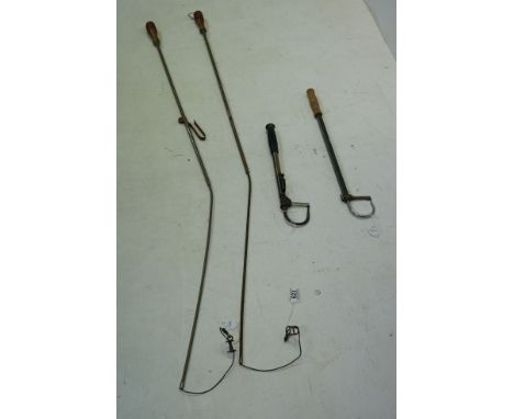 Hardy's telescopic gaff, another vintage brass telescopic gaff, a Farlows tailer and another lacking the belt clip (4) 