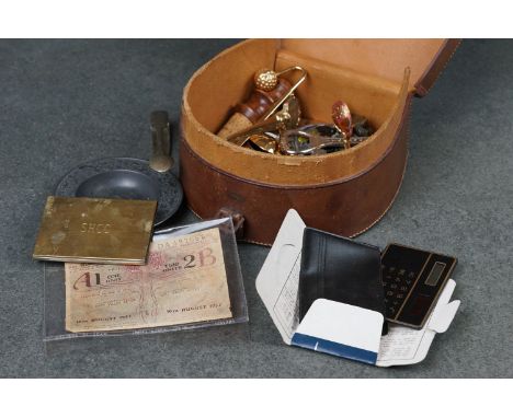 Leather collar box containing mixed collectables, to include belt buckle, spoons, miniature compass etc 