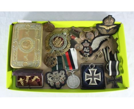 A WW1 Iron Cross (William III type), a 1939 Iron Cross together with two Pakistan Independence medals 1947 and 1956, 5x RAF b