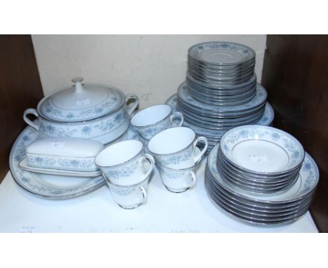 SECTION 14. A 45-piece Noritake 'Blue Hill' pattern part tea and dinner service, comprising teacups, saucers, a tureen and pl