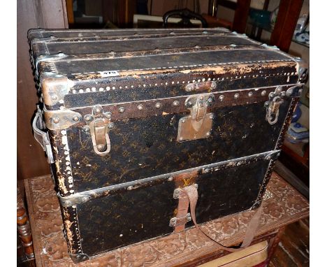 Early 20th c. Louis Vuitton brass mounted steamer trunk, approx. 24" x 15.5" x 20"