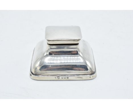 A hallmarked silver inkwell. Birmingham 1924. 