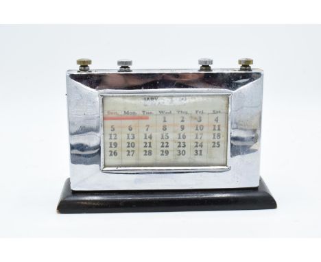 Vintage 20th century chrome plated perpetual desk calendar in working order. 15cm tall. 