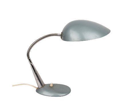   SCHREIBTISCHLAMPE  50er. Jahre, Schirm verstellbar, H: 45 cm.  DESK LAMP 50s. Years, adjustable umbrella, height: 45 cm.   