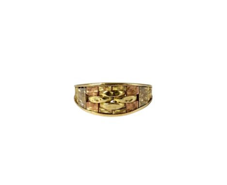 9ct Tri Colour Ring Weighing 2.46 grams Size K 
