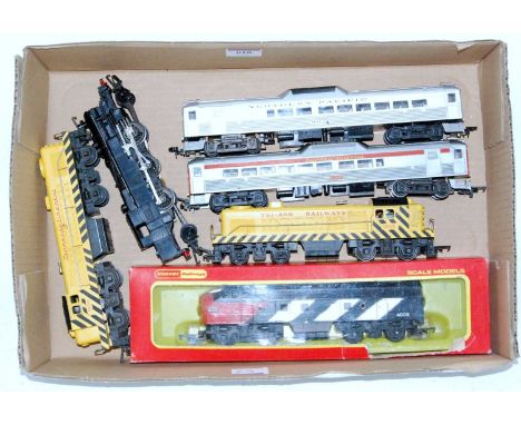 Triang and Hornby TC series selection of locomotives R0551 Canadian National diesel (G-BDS), Triang Railways and Transcontine