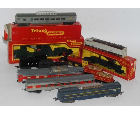 Tray of mixed Triang TC series items including 4 various passenger coaches (G), NATO green helicopter car and missile car bot