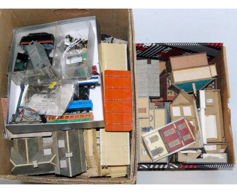 Hornby Dublo D1 through station, island platform, footbridge, signal cabin, plastic and card buildings, part made Jouef Ref. 