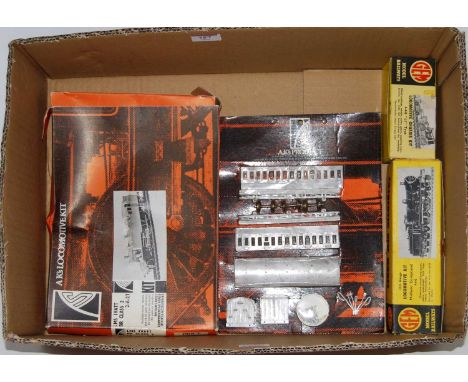 Selection of unmade whitemetal kits, K's Ivatt 2-6-2 tank engine (M-BM), 6 wheel coach (M-BM) GEM Midland compound and chassi