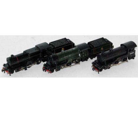 Selection of Trix Twin post-war items BR black compound engine and tender No. 41135, BR green 'Pytchley' engine and tender, c