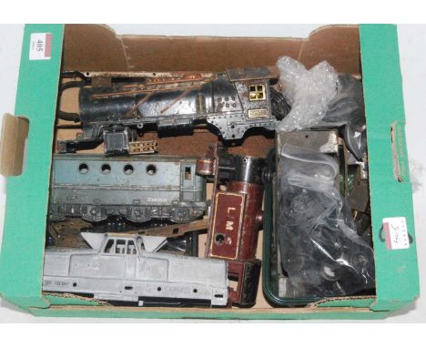 A tray of locomotive bodies, and other parts all ex model makers workshop (a/f)