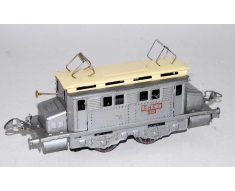 Hornby silver SNCF 20v electric pantograph locomotive (G)