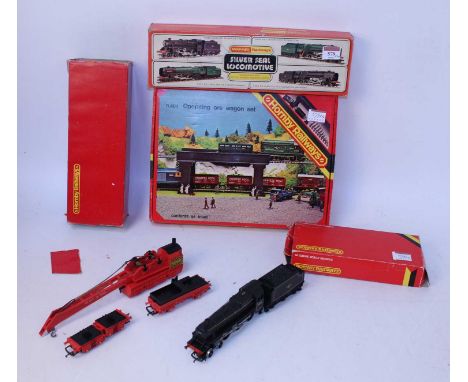 Hornby R859 BR 'Black Five' engine and tender (G-BG), R404 operating ore wagon set (contents not checked) (G-BG), an R739 75-