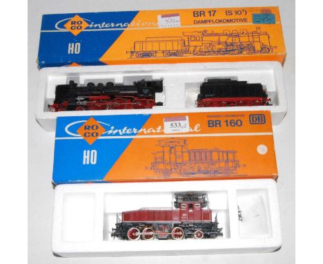 Roco H0 ref. 04115A DB black class BR17 (S10') 4-6-0 engine and tender (G-BG), together with ref.4129A maroon BR160 electric 