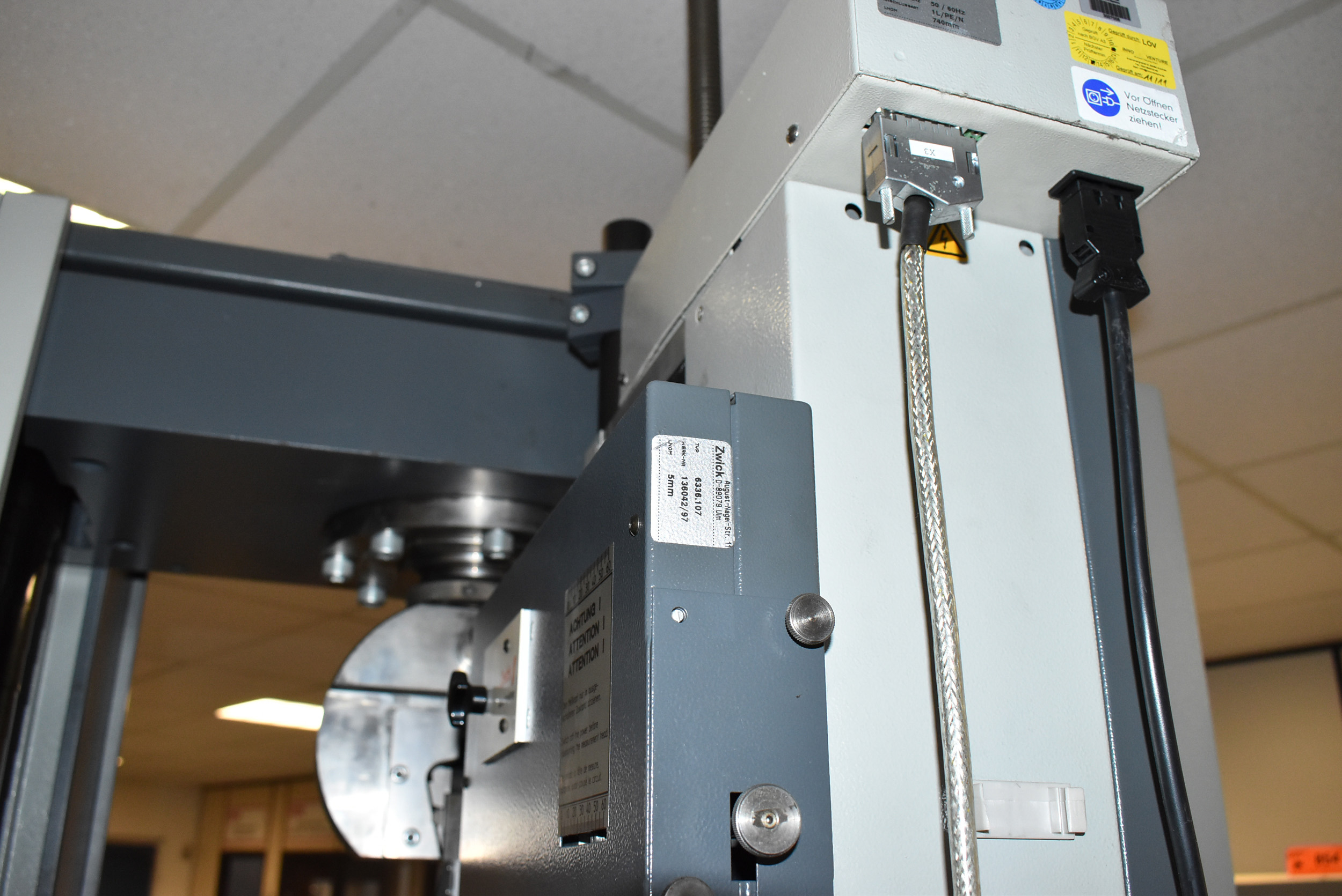 ZWICK Z250/SM5A HEAVY DUTY FLOOR TYPE TENSILE TESTER WITH ZWICK D89079