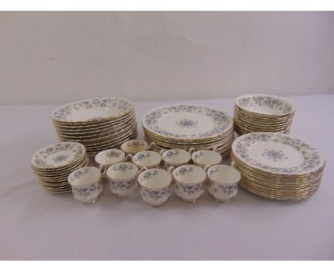 Paragon Tuscany dinner service for twelve place settings to include plates, bowls, cups and saucers (108)
