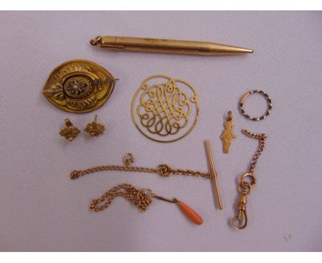 A quantity of gold to include a fob, a pair of earrings and a ring, approx total 41,2g