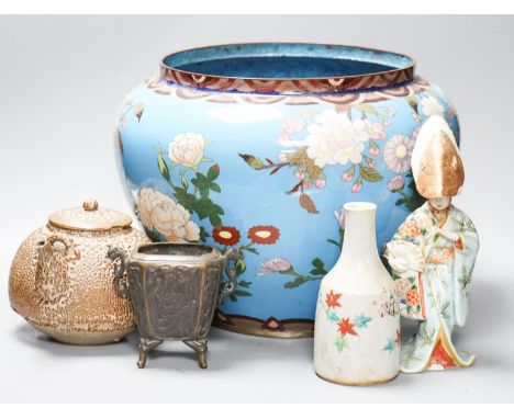 Assorted Japanese items, cloisonné enamel jardiniere etc. 27cm