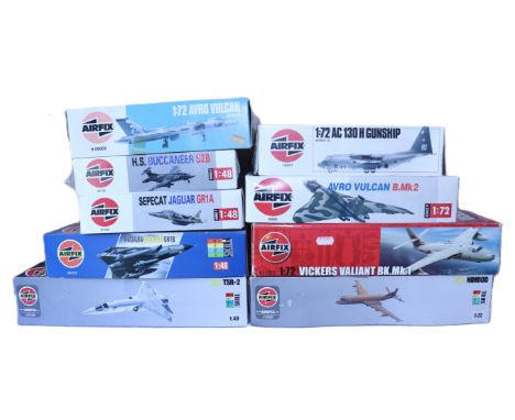 Nine large Airfix 1:48 and 1:72 scale plastic model Aircraft kits, 1:48 scale BAC TSR-2 fighter jet, Panavia Tornado, Sepecat