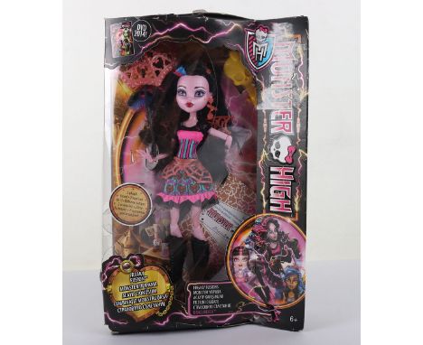 Monster High Dracubecca Freaky Fusions 2013 New in Box Doll Mattel. New in box never been removed. Good condition. Some box w