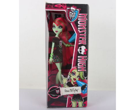 Monster High Venus McFlytrap Daughter of the Plant Monster 2013 New in Box Doll Mattel. New in box never been removed. Good c