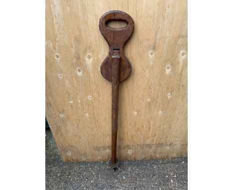 Wooden Shooting Stick 