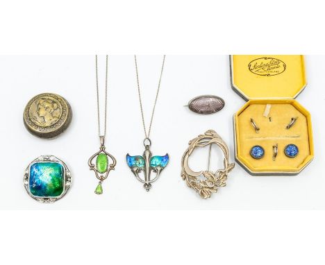 A collection of late 19th early 20th Century jewellery to include a Charles Horner silver and enamel pendant, dated 1912, an 