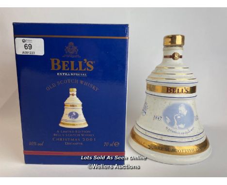 Bell's 2001 Old Scotch Whisky Limited Edition Christmas Decanter, Aged 8 Years, 70cl, 40% vol, Brand New / Please see images 