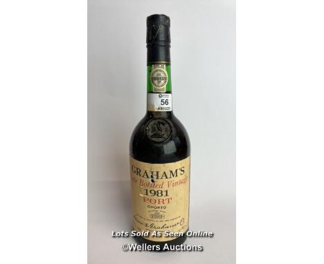 Graham's Late bottled vintage 1981 port, 70cl, 20% vol / Please see images for fill level and general condition. Please be aw