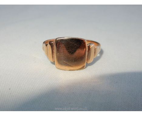 A 9ct gold signet ring (weight 4gms), size Q/R