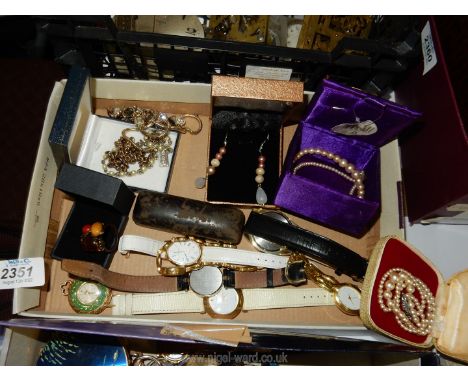 A quantity of costume jewellery and watches including necklaces, dress ring, Peershardy ladies watch, etc.