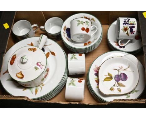 Box of Royal Worcester Evesham vale patterned dinner ware, coffee cups, lidded soup tureen etc 