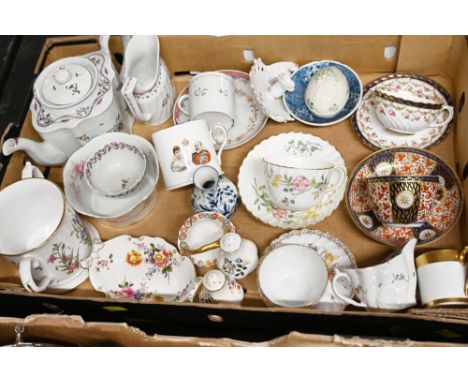 Box of Victorian and later cabinet cups and saucers including a tea pot a milk jug, trinket dishes etc