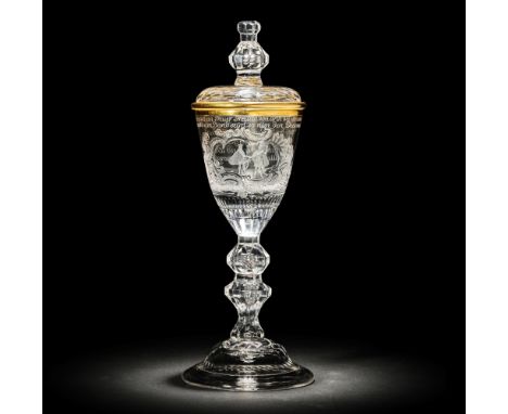 Beau gobelet d'amitié à couvercle en verre gravé et doré, Lauenstein, milieu du XVIIIe siècleA fine Lauenstein gilded and eng