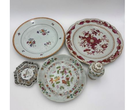 GROUP FAMILLE ROSE PORCELAIN QING DYNASTY, 18TH CENTURY comprising three large dishes, a baluster tea caddy and cover and a s