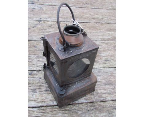 A B.R (E) railway signal lamp interior with reservoir and burner