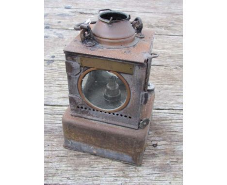 A B.R (E) railway signal lamp interior with reservoir and burner