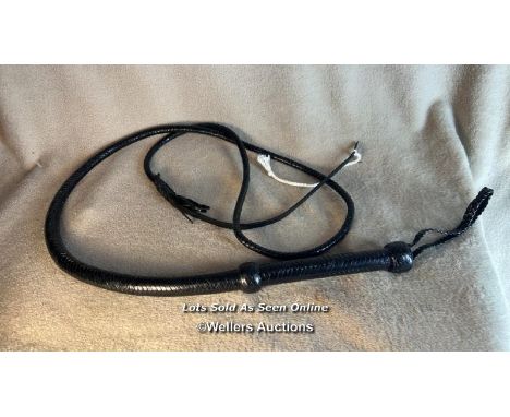 20th C Black Leather Bull Whip In Good condition.250cm L