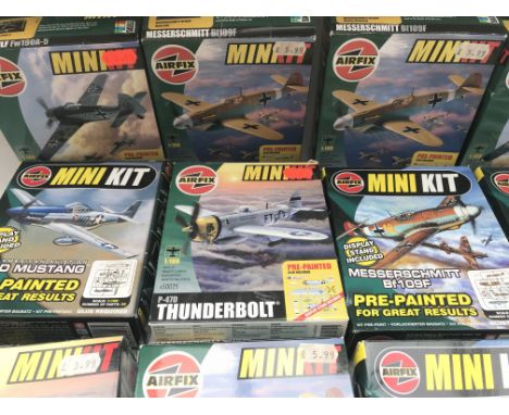 A Box Containing a Collection of Airfix Minikits. 1/100 Scale. No Reserve.