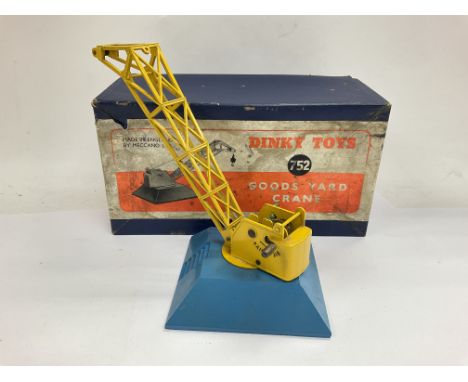 A Boxed Dinky Toys Goods Yard Crane #752. Hook Missing.