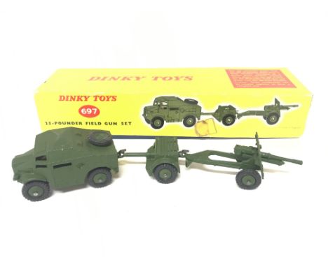 A Box Dinky Toys 25-Pounder Field Gun Set. #697.