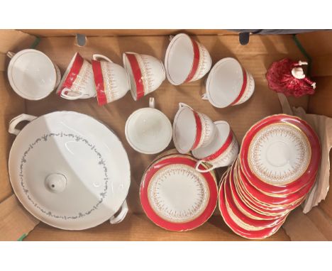 A collection of china to include Royal Worcester Regency in red pattern tea ware comprising of 9 teacups, 12 saucers and 11 s