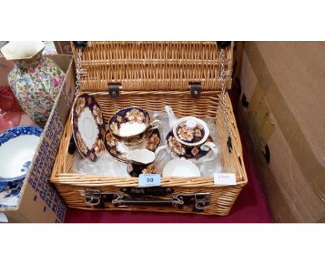 A Royal Albert Heirloom part tea service comprising 8 pieces