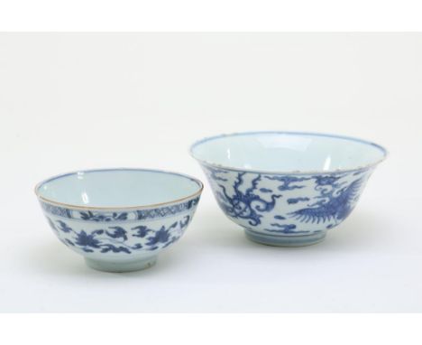 2 porcelain bowls, 18th. Century, 1 bowl decarated with  around with fenixen dragons, h. 9 cm, diametr : 20  cm., Condition :