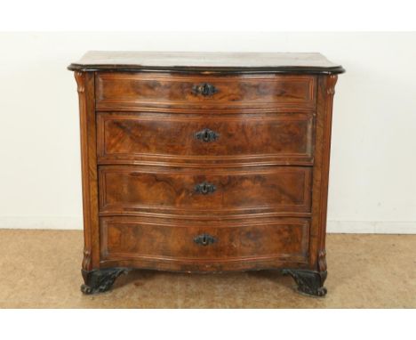 Walnut veneer Louis XVI-style commode with 4 drawers (side paneel  is missing), Holland 19th century, h. 84, w. 94, d. 54 cm.