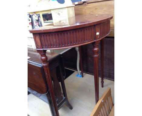 MAHOGANY CONSOLE TABLE