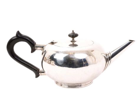 1930s silver bullet teapot, with hinged, flush fitting cover, tapered spout and ebonised scroll handle, on a circular base (S