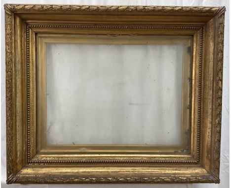 Victorian gilt gesso frame to take a picture measuring 38.5cm x 51.5cm