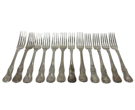 Selection of George III and later silver dinner forks, including five Queens double shell and laurel pattern (London 1812) Pa